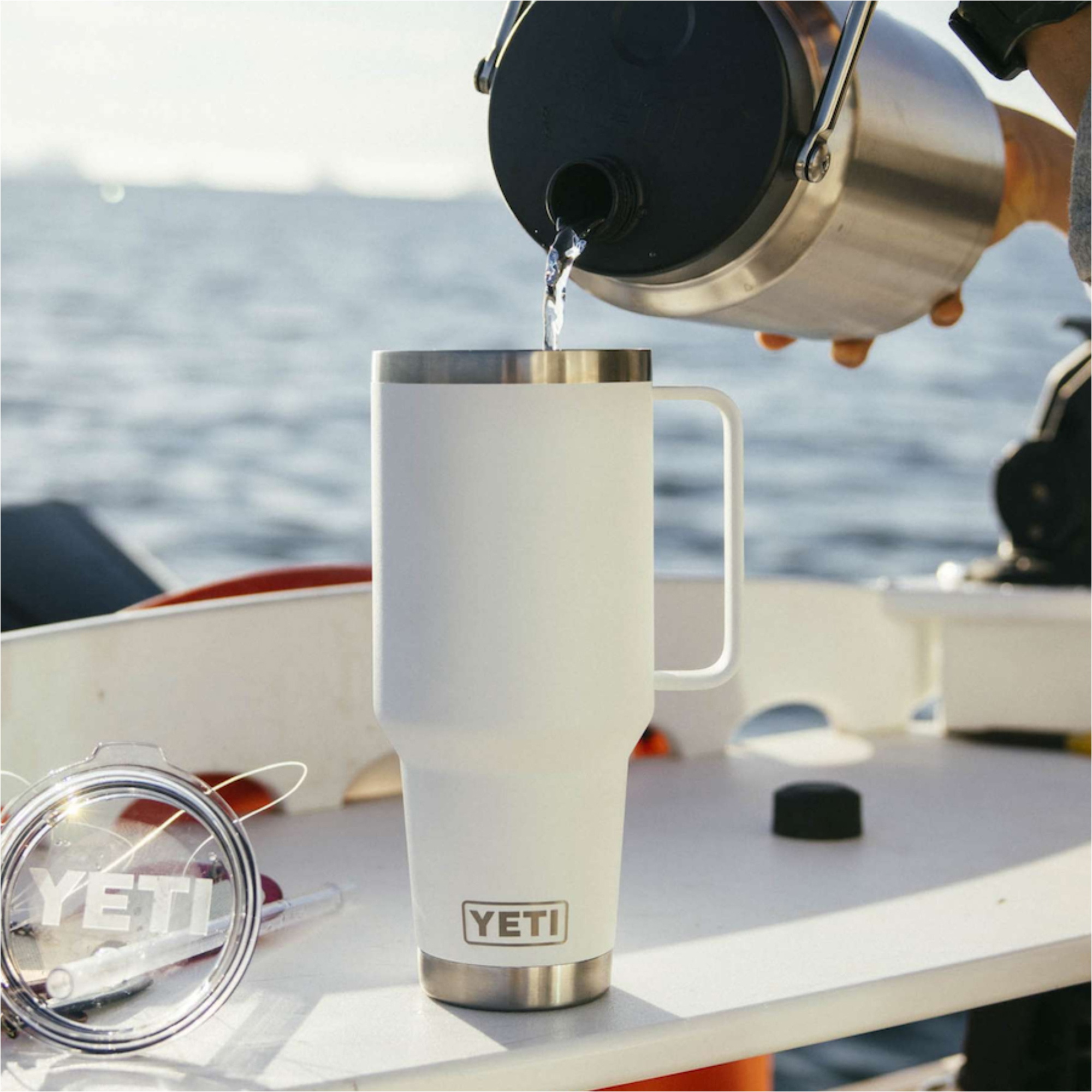 2026 YETI Rambler® 42 OZ Straw Mug 70000003359 - White